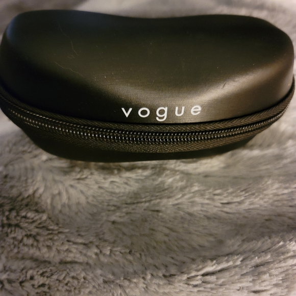 Vogue Light Pink Cateye Sunglasses BNWT - Picture 5 of 6